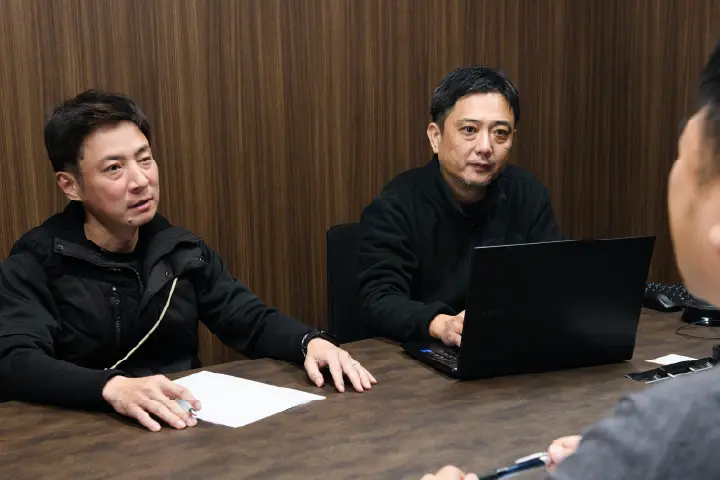 [写真]採用情報 2-6